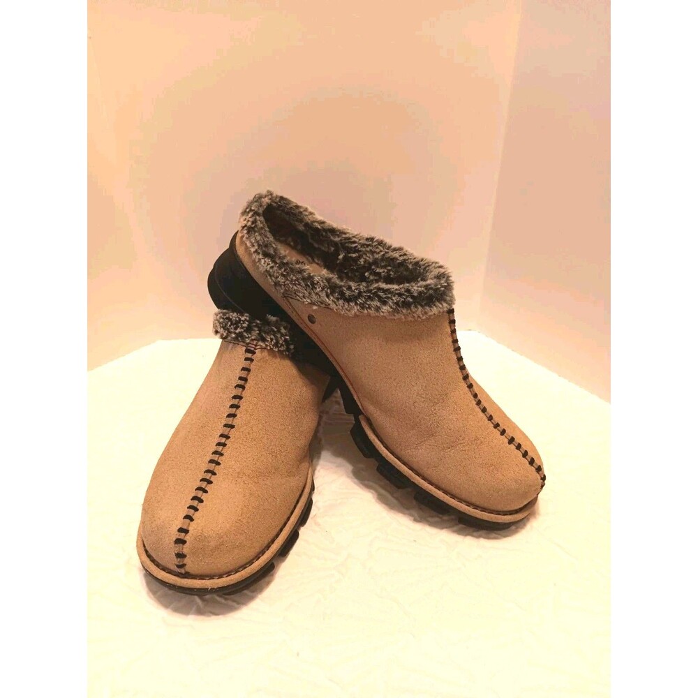 Columbia Women’s Size 8 Tan Suede Faux Fur Lined Clogs Mules Slip On